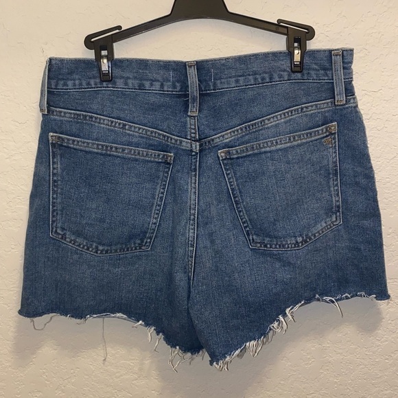 Madewell Dad Jean Denim Button Front Shorts - Size 27 - Picture 4 of 9